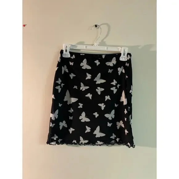 Wild Fable Black White Butterfly Mini Slip Skirt Ruffle Hem Bow Pull on Small - Picture 2 of 5